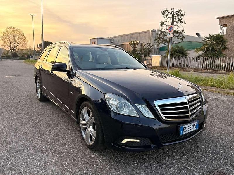 Occasion Mercedes E350 Avantgarde 231 ch (169 kW) 2010 Bleue Break
