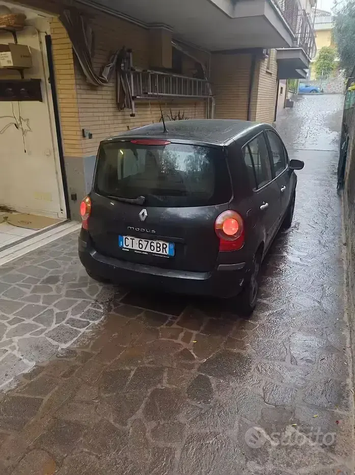 Usata Renault Modus 113 CV (83 kW) 2005 Marrone Monovolume