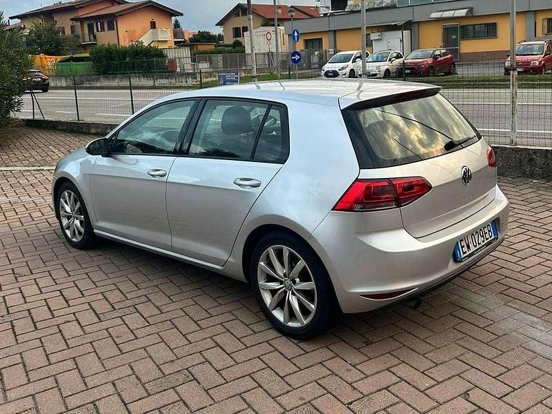 Usata VW Golf VII 110 CV (80 kW) 2015 Berlina
