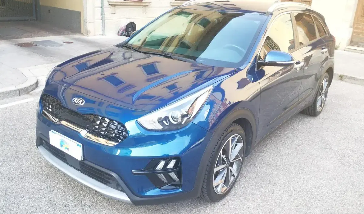 Usata Kia Niro Style 104 CV (76 kW) 2020 Blu SUV