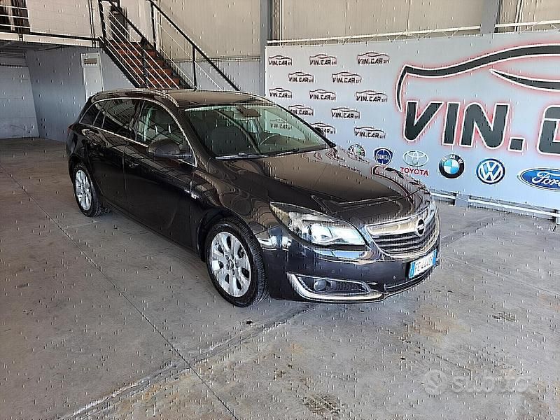 Usata Opel Insignia Cosmo 136 CV (100 kW) 2016 Nero Station wagon