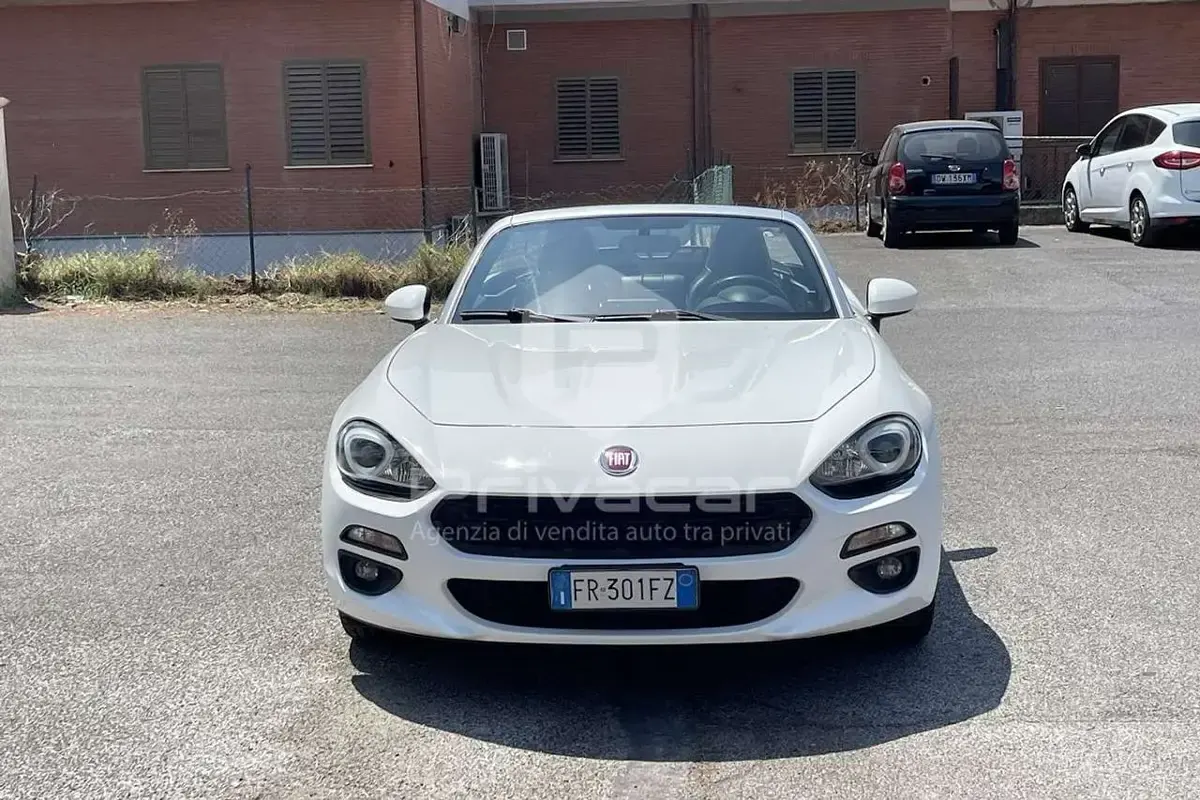 Usata Fiat 124 Spider Lusso 140 CV (102 kW) 2018 Bianco Cabrio