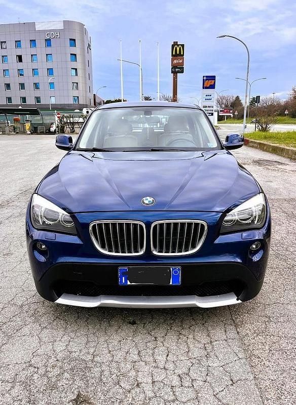 Usata BMW X1 143 CV (105 kW) 2010 Blu/azzurro SUV