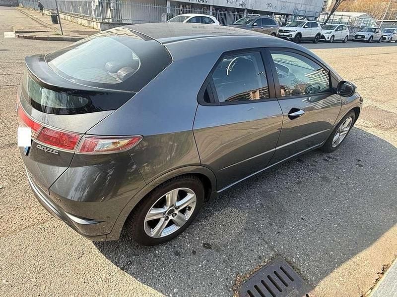 Usata Honda Civic Elegance 99 CV (72 kW) 2011 Grigio Berlina