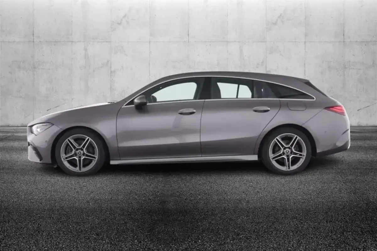 Usata Mercedes CLA200 AMG Line Premium 150 CV (110 kW) 2025 Grigio Station wagon
