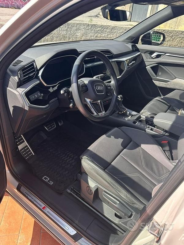 Usata Audi Q3 Sportback S-Line 200 CV (147 kW) 2021 Grigio SUV