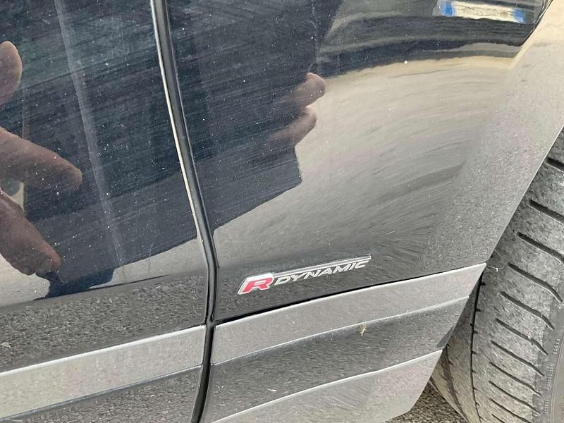Używany Land Rover Range Rover Velar R-Dynamic 300 KM (220 kW) 2018 Czarny SUV