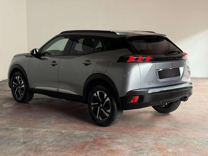 Usata Peugeot 2008 Allure 131 CV (96 kW) 2021 Grigio SUV