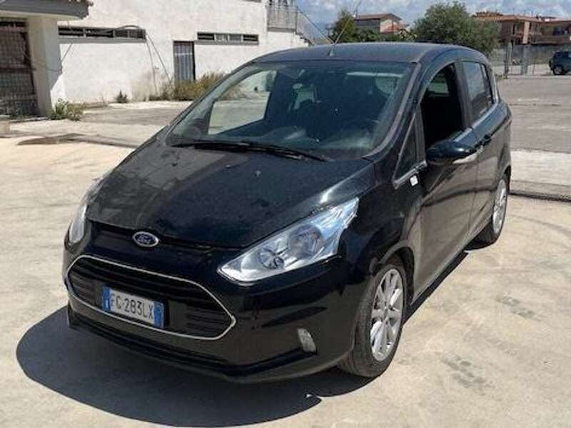 Usata Ford B-MAX Titanium 87 CV (63 kW) 2017 Other Monovolume