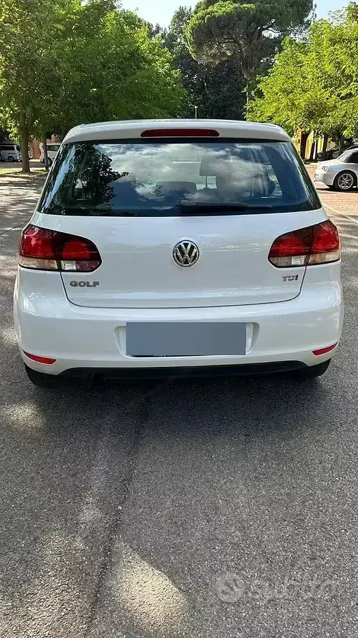 Usata VW Golf VII Highline 105 CV (77 kW) 2012 Bluazzurro Berlina