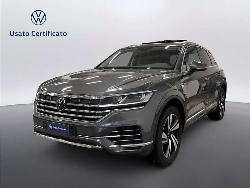 Usata VW Touareg Elegance 381 CV (280 kW) 2023 Silizium grey metallizzato SUV