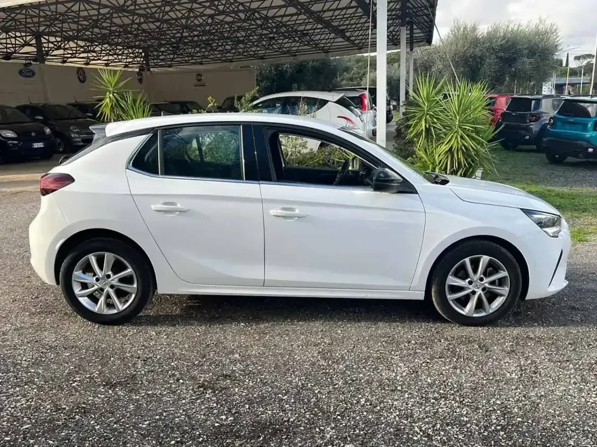 Usata Opel Corsa Elegance 75 CV (55 kW) 2023 Bianco Utilitaria