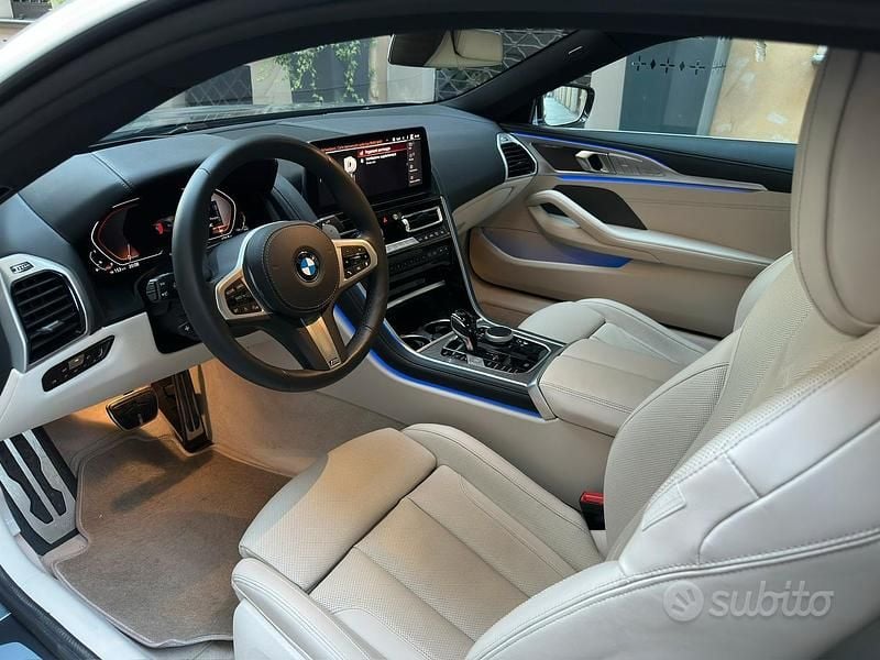 Begagnad BMW 840 Efficient Dynamics 2024 Grå Sportkupé