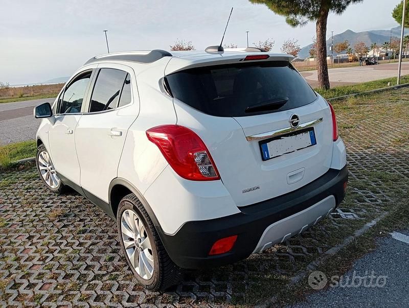 Usata Opel Mokka Cosmo 140 CV (102 kW) 2016 Bianco SUV