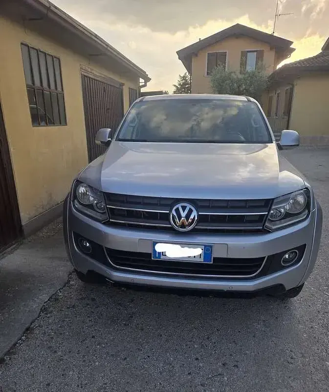 Usata VW Amarok Highline 180 CV (132 kW) 2013 Grigio Pick-up