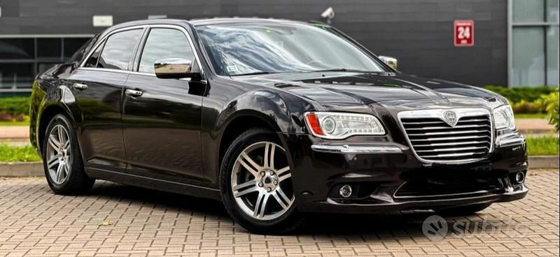 Usata Lancia Thema 239 CV (175 kW) 2013 Nero Berlina