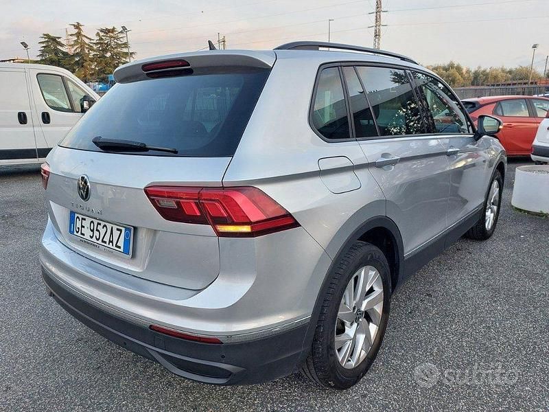 Usata VW Tiguan Life 150 CV (110 kW) 2021 Grigio SUV