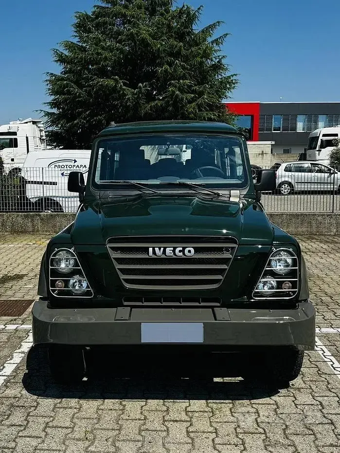 Usata Iveco Massif 157 CV (115 kW) 2024 Verde Station wagon