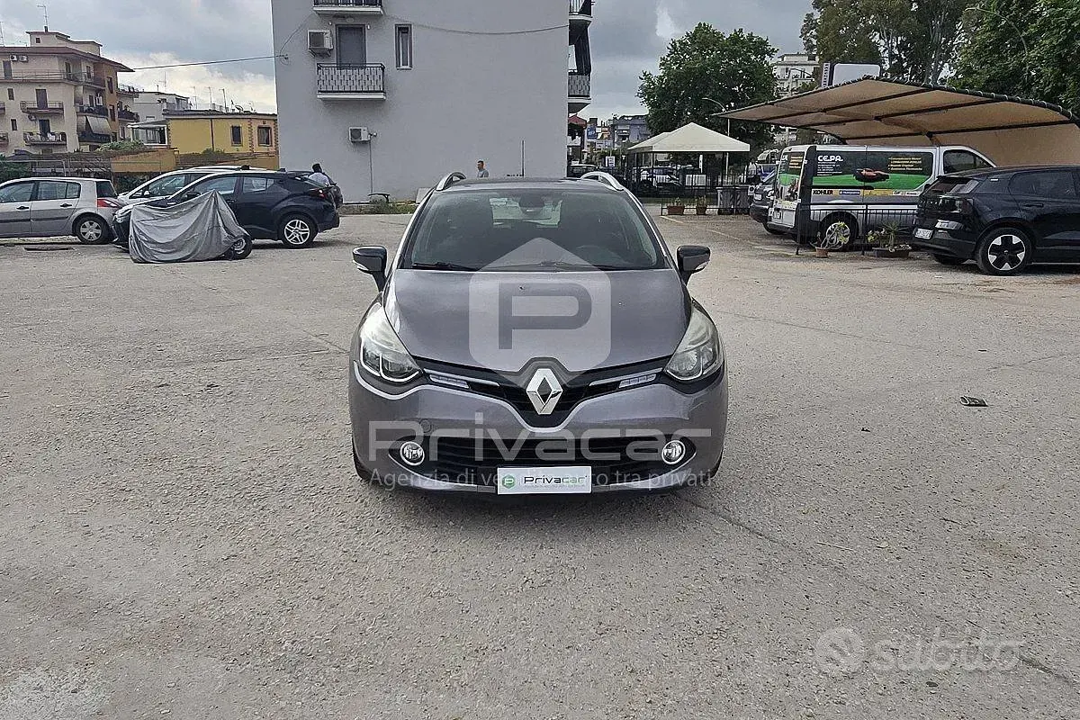 Usata Renault Clio 90 CV (66 kW) 2015 Grigio Station wagon