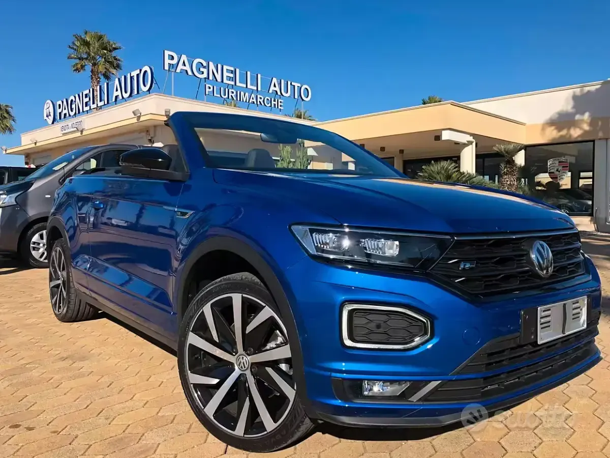 Usata VW T-Roc Cabriolet R-line 150 CV (110 kW) 2020 Blu Cabrio