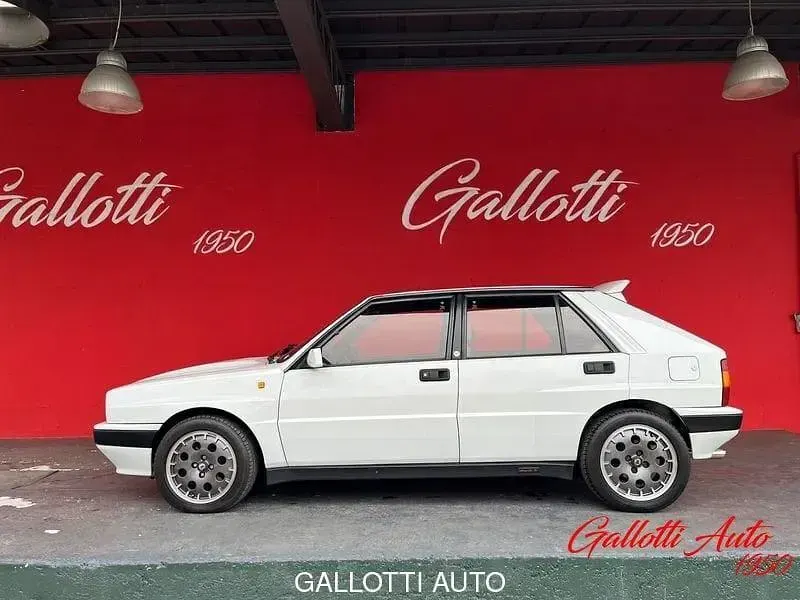 Usata Lancia Delta 196 CV (144 kW) 1990 Bianco Utilitaria