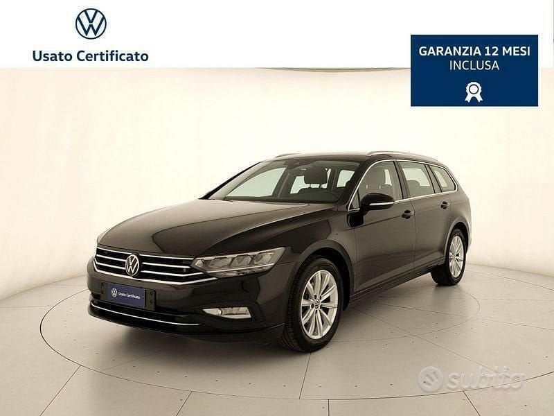 Nero Usata 2023 VW Passat Business Station wagon | 26.505 € (Ottimo prezzo) - Immagine 1/4