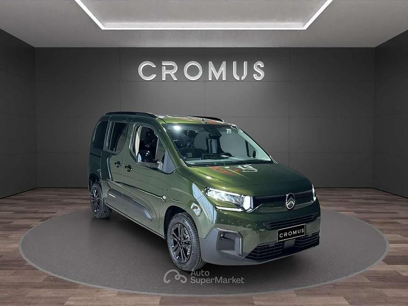 Nuova Citroën Berlingo 131 CV (96 kW) 2026 Sirka green Monovolume