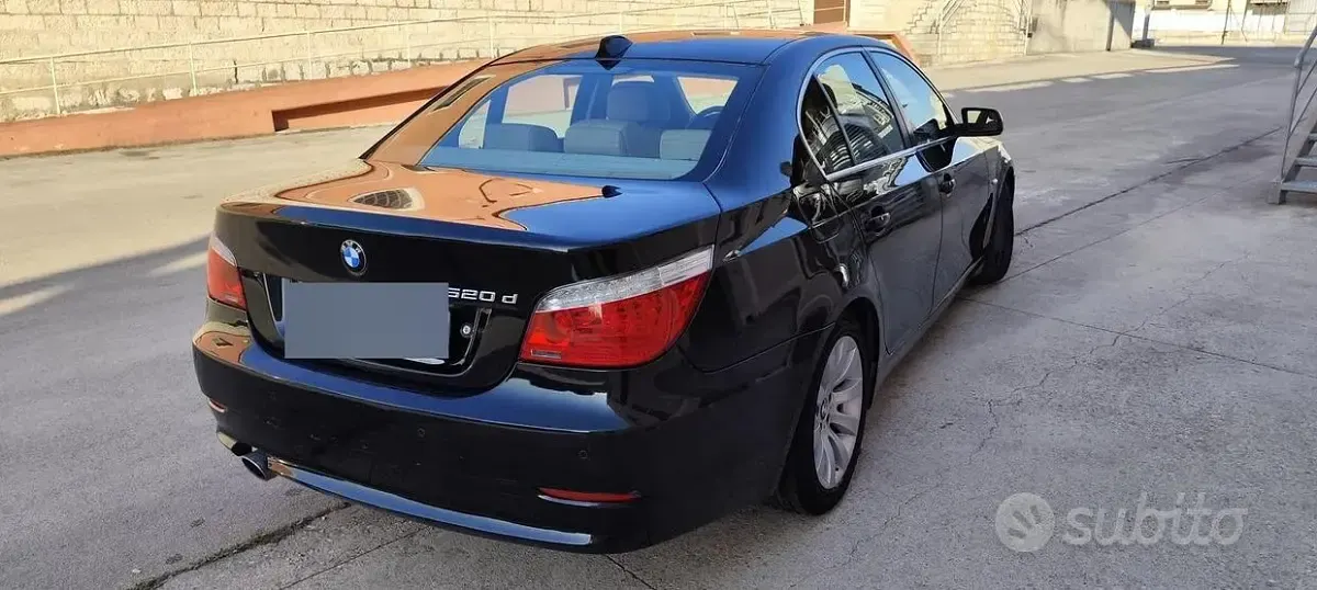 Usata BMW 520 Efficient Dynamics 177 CV (130 kW) 2009 Nero Berlina