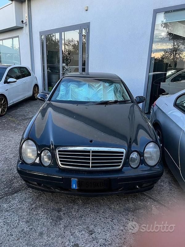 Begagnad Mercedes CLK200 Elegance 192 HK (141 kW) 1999 Grön Sportkupé