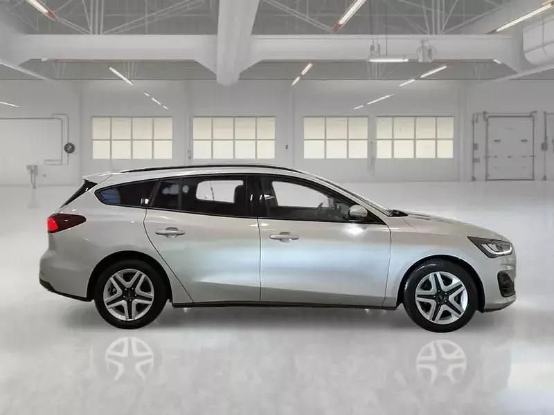 Usata Ford Focus 120 CV (88 kW) 2022 Grigio Station wagon