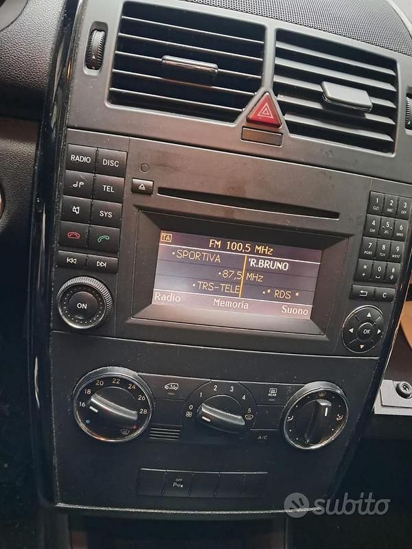 Usata Mercedes A160 2012 Bianco Monovolume