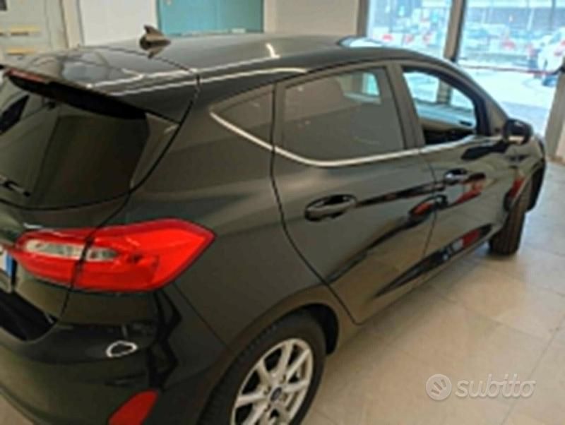 Usata Ford Fiesta Active 95 CV (69 kW) 2021 Nero Berlina