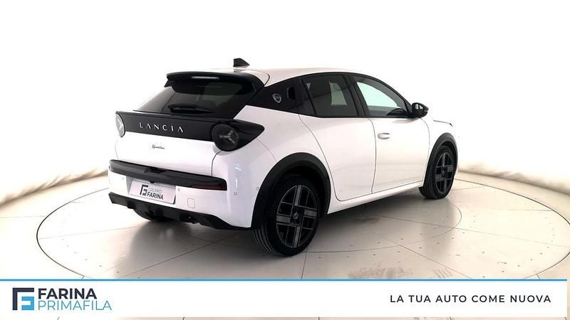 Usata Lancia Ypsilon 100 CV (73 kW) 2025 Bianco Utilitaria