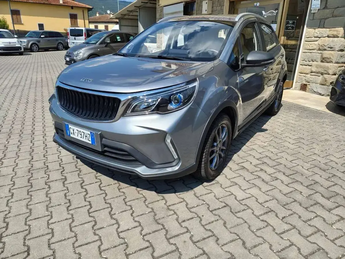 Usata EMC Wave 2 103 CV (75 kW) 2025 Grigio SUV