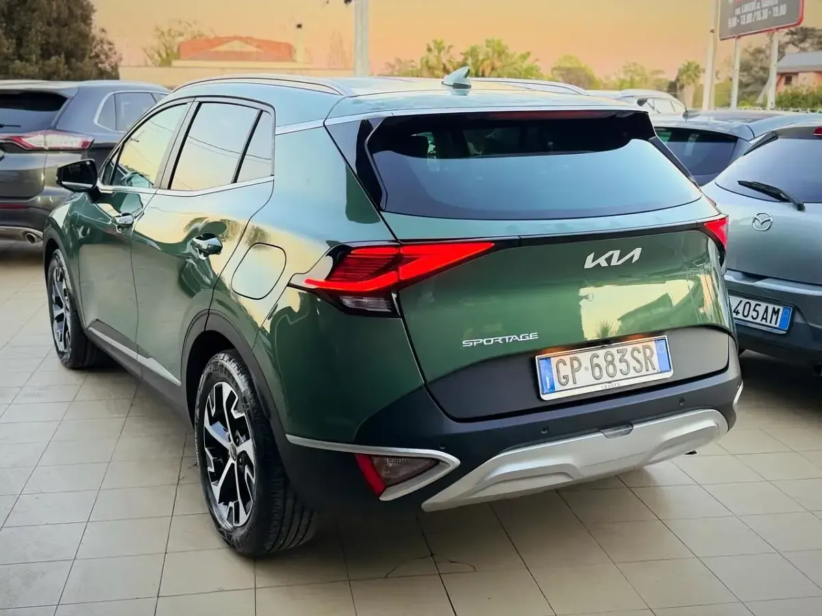 Usata Kia Sportage GT-Line 135 CV (99 kW) 2023 Verde SUV