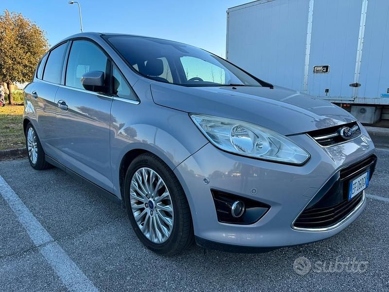 Begagnad Ford C-MAX Titanium 115 HK (84 kW) 2011 Minibuss