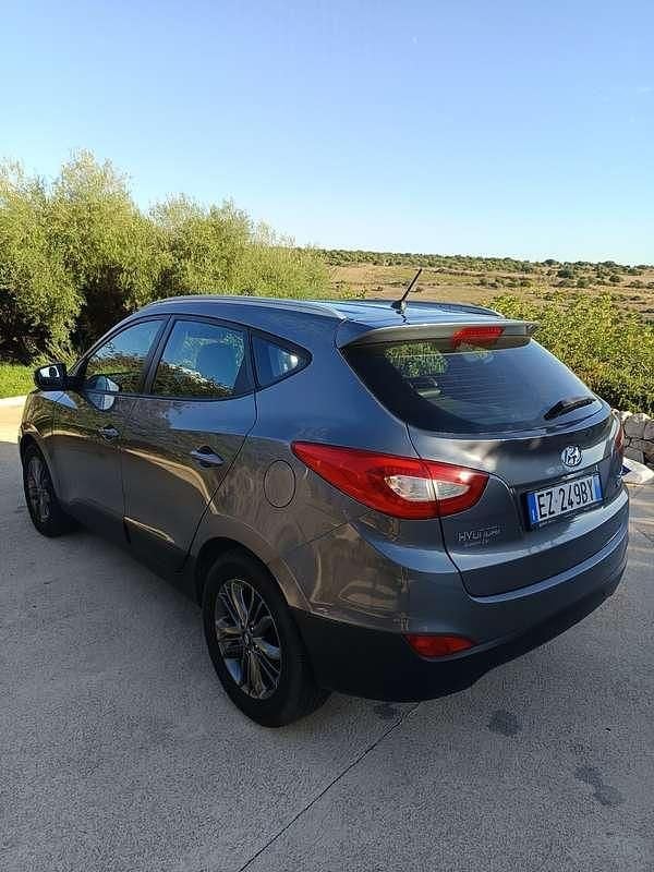 Usata Hyundai ix35 Xpossible 116 CV (85 kW) 2015 Grigio SUV