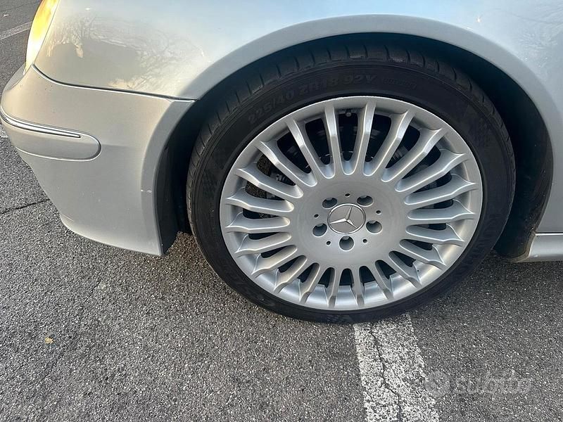 Usata Mercedes CLK220 Avantgarde 150 CV (110 kW) 2007 Grigio Coupé