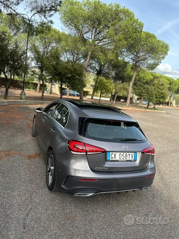 Usata Mercedes A200 Premium 150 CV (110 kW) 2022 Grigio Berlina
