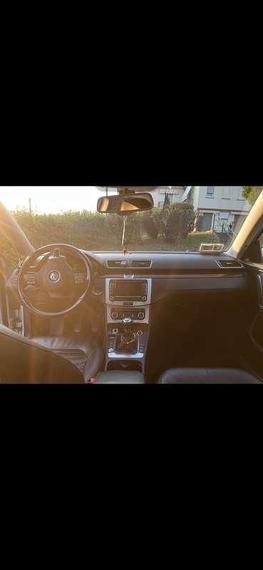 Usata VW Passat 160 CV (117 kW) 2011 Berlina
