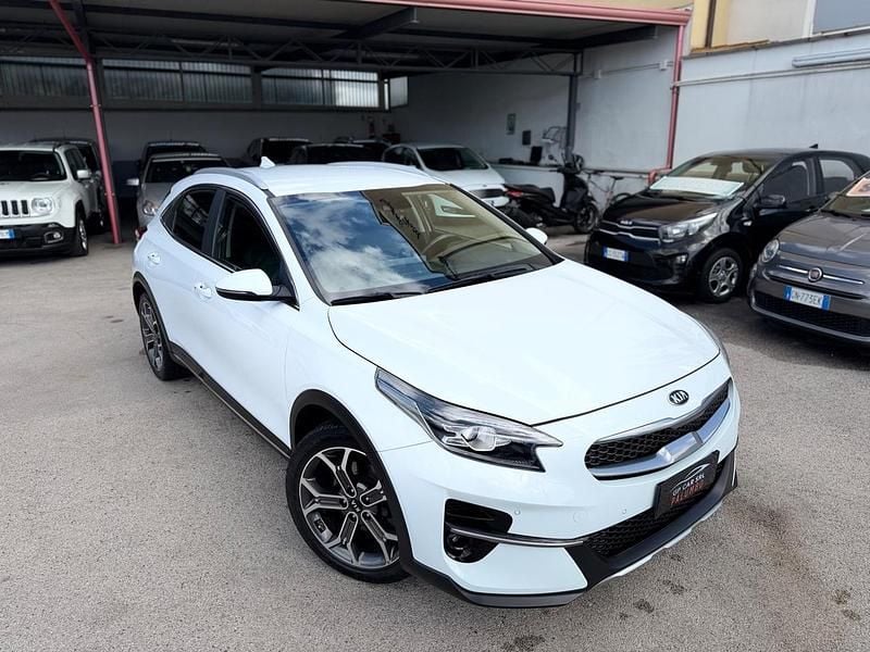 Usata Kia XCeed 135 CV (99 kW) 2022 Bianco SUV