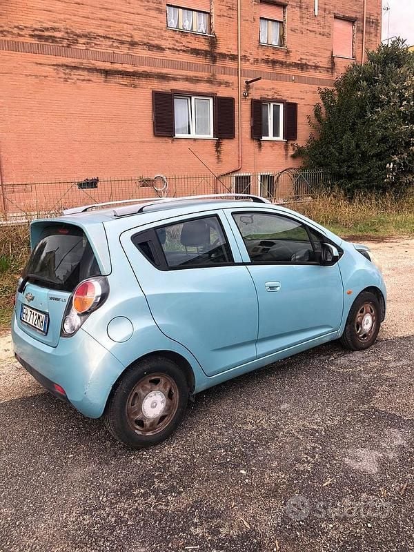 Begagnad Chevrolet Spark 68 HK (50 kW) 2011 Blå Halvkombi