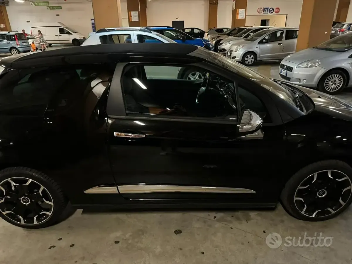 Usata Citroën DS3 Cabriolet 92 CV (67 kW) 2014 Nero Cabrio