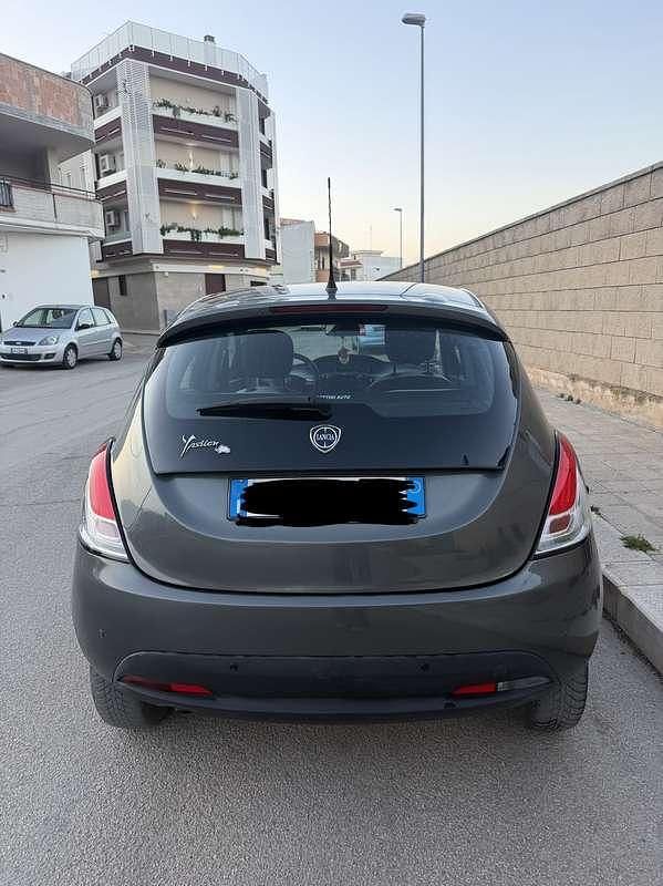 Usata Lancia Ypsilon S 86 CV (63 kW) 2014 Utilitaria