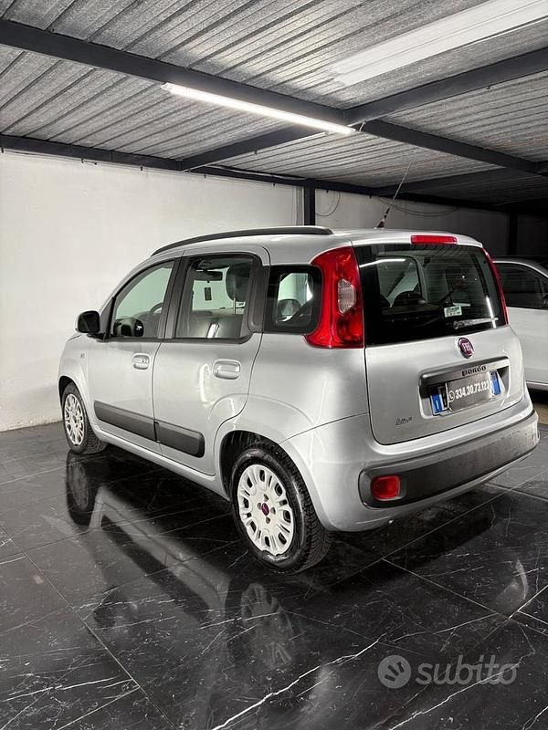 Usata Fiat Panda Lounge 69 CV (50 kW) 2013 Grigio Berlina