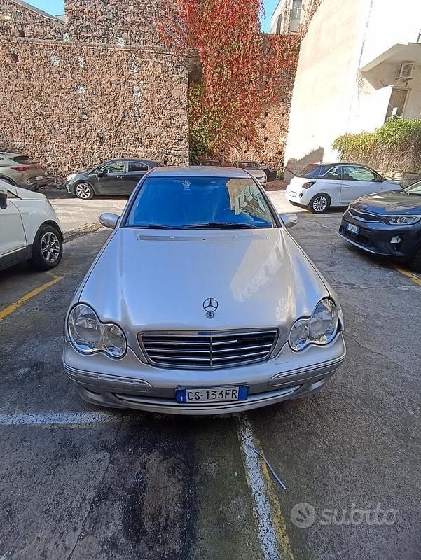 Usata Mercedes C220 Elegance 2004 Grigio Berlina