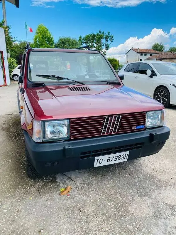 Usata Fiat Panda 4x4 50 CV (36 kW) 1988 Rosso Utilitaria