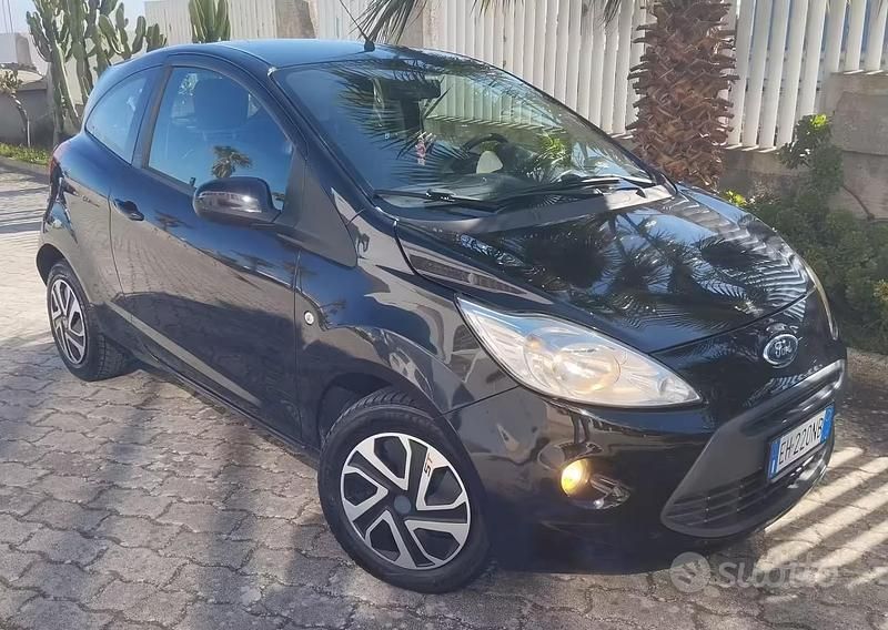 Begagnad Ford Ka S 75 HK (55 kW) 2011 Svart Halvkombi