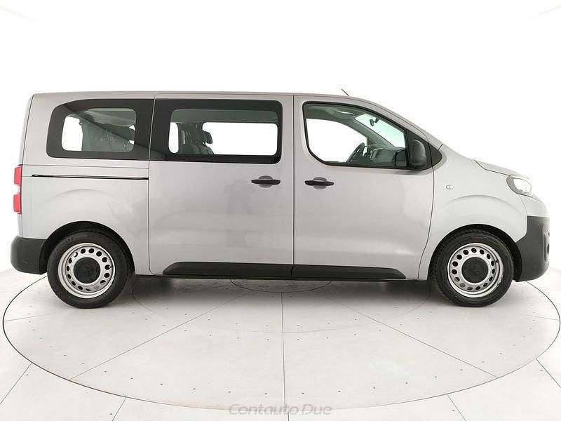 Usata Peugeot Traveller 116 CV (85 kW) 2021 Grigio artense Monovolume