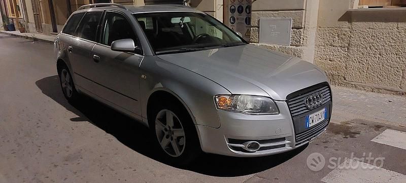 Usata Audi A4 140 CV (102 kW) 2005 Grigio Station wagon